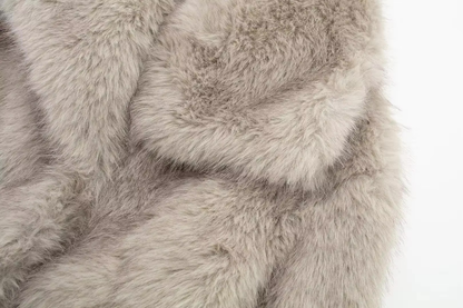 Stylisha™ - Taygeta Chique Faux Fur Korte Jas