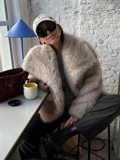 Stylisha™ - Taygeta Chique Faux Fur Korte Jas