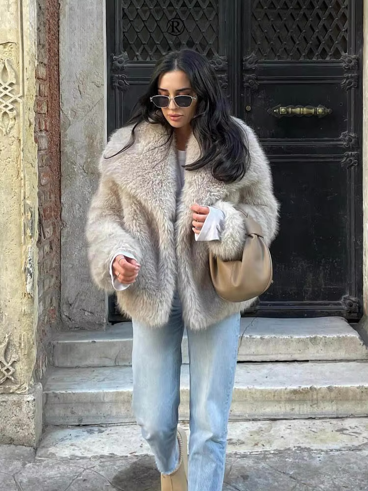 Stylisha™ - Taygeta Chique Faux Fur Korte Jas